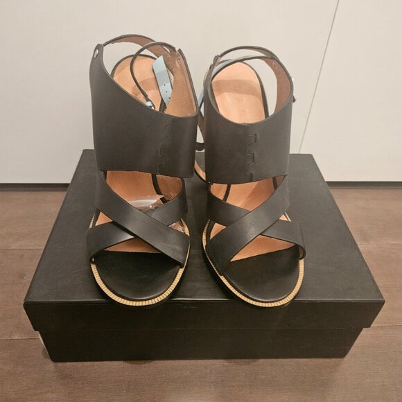 Shoes - Picture 3 of 3